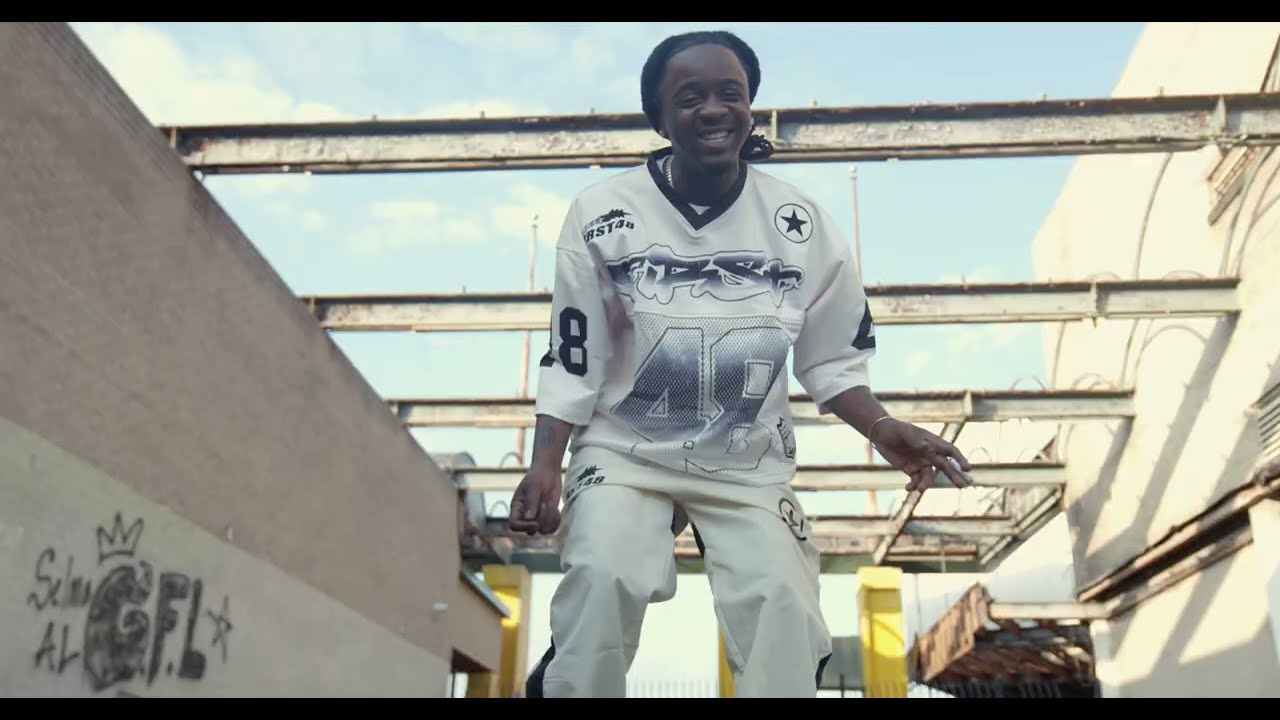 Iamfree - Show me love ( dir. by @ash_Tvd )