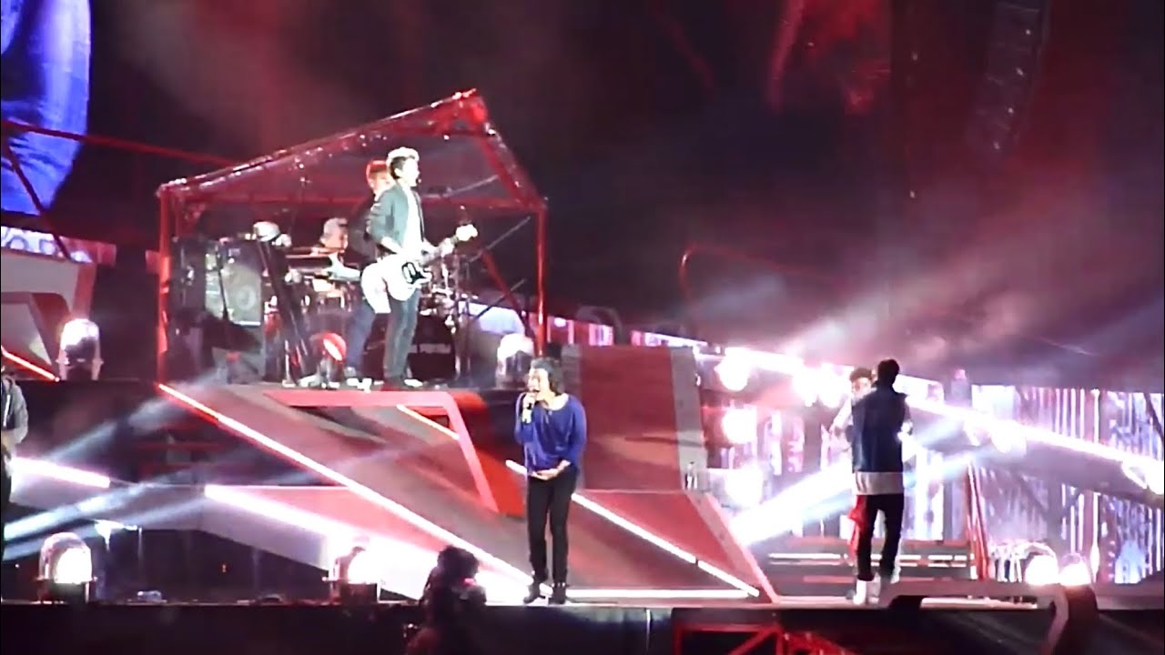 One Direction - Best Song Ever (live Sweden)