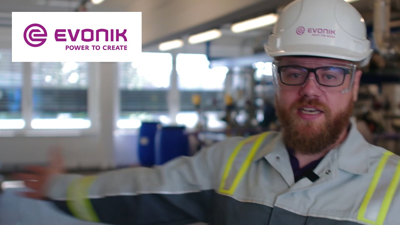 Chris von Pietsmiet als Chemikant #EndlichMalEinRichtigerJob | Evonik