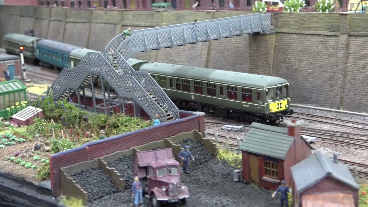 'Wardwood' OO Gauge Model Railway