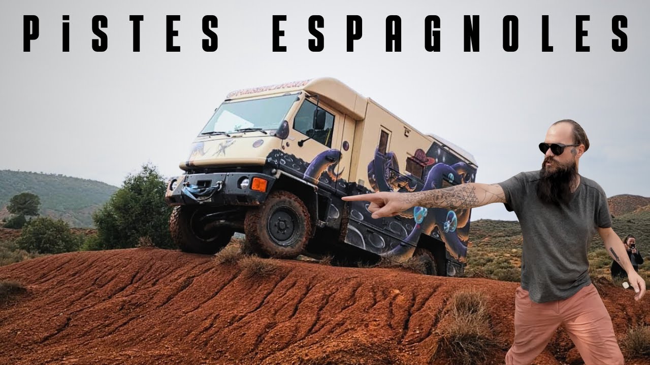 Pistes 4x4 // en camion aménagé // pas toujours facile // un arbre bloque la route
