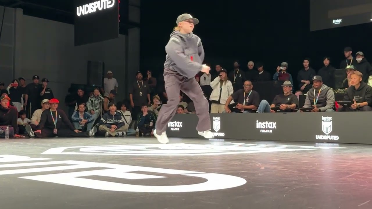 Bgirl Hinata vs Bgirl Sissy / Fina SOLO Undisputed World Final Tokyo Japan 2025