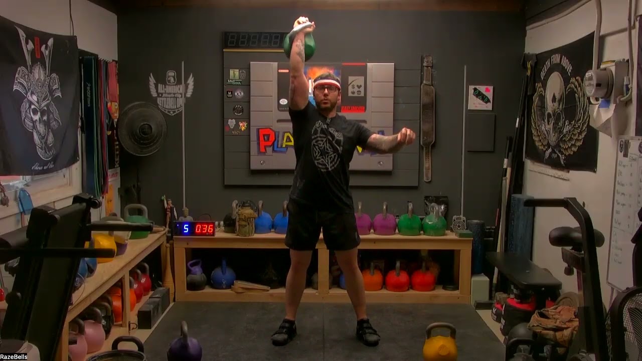 24kg Half Snatch 1 min x12