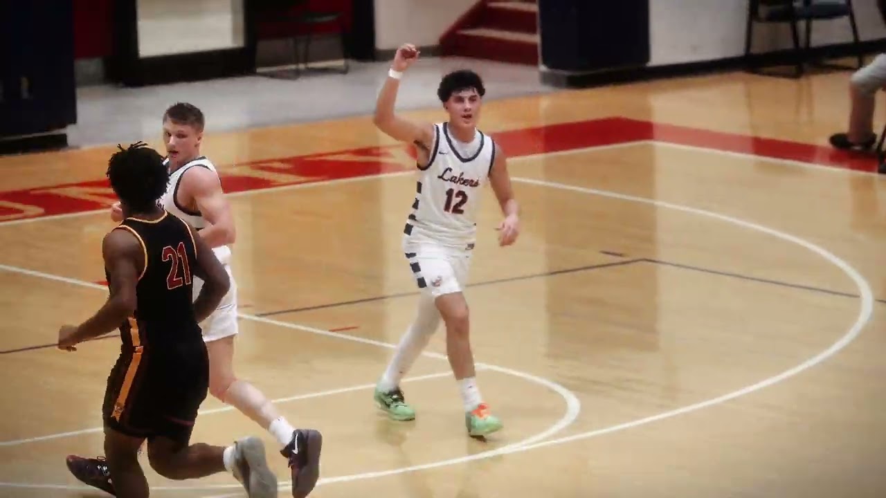 Russell County’s Dylan Stanelle drops 26pts to join 1000pt club
