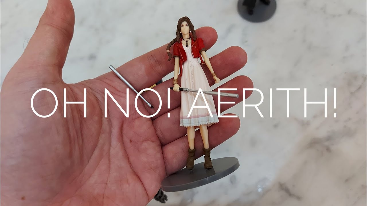 Unboxing - Final Fantasy 7 Remake Trading Arts