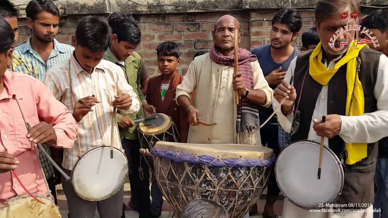 BEATING NAQQARA LADDAN USTAD NAQQARE KA MATAM AT JALALI ALIGARH 25 MOHARRAM 08/11/2015