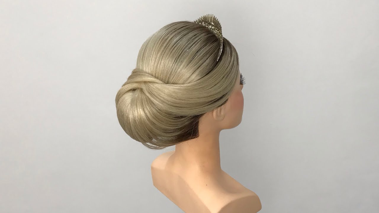 Coque Clássico l updo hairstyle l peinado - Manu Leal Penteados