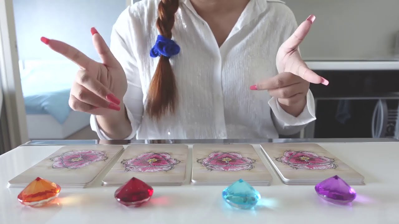Pick a card ❤️ ใครที่แอบ(ใฝ่)ฝันถึงคุณ เขาฝันว่ายังไง...(Timeless)