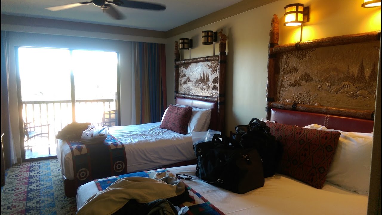 Disney's Wilderness Lodge (Standard View Room Tour) Rm. 4026
