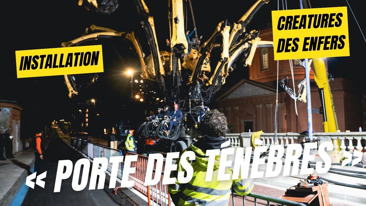 LES  MACHINES TOULOUSE: INSTALLATION NOCTURNE Le Gardien du Temple La Porte des Ténèbres