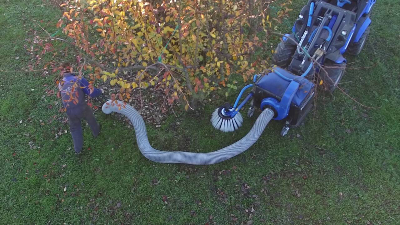 Leaf Vacuum attachment for mini loaders MultiOne