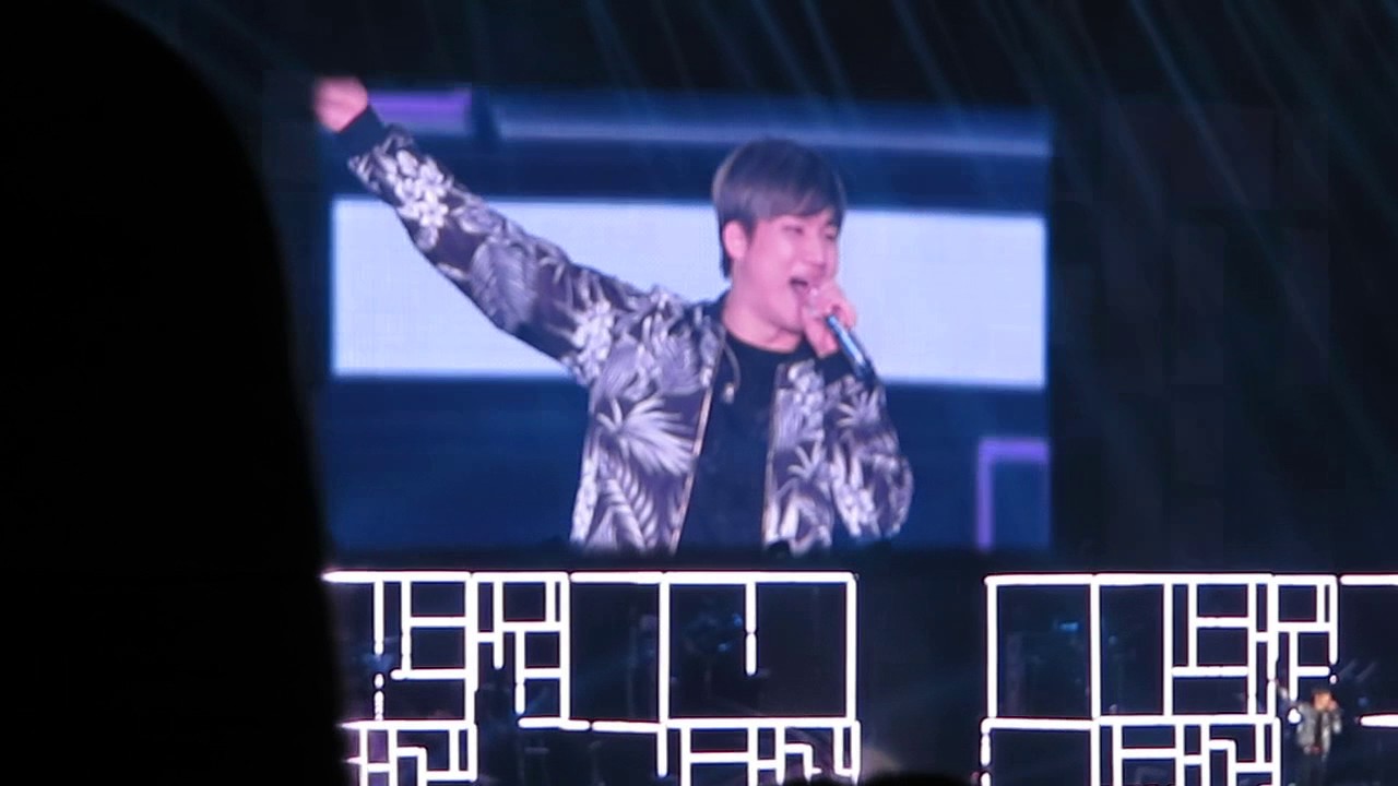 170422 Venus (Encore Extended) (D-Day Kyocera Day 1)