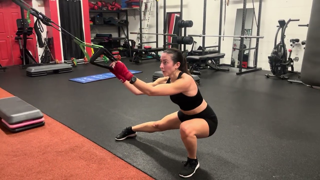 How to do a TRX Lateral Lunge