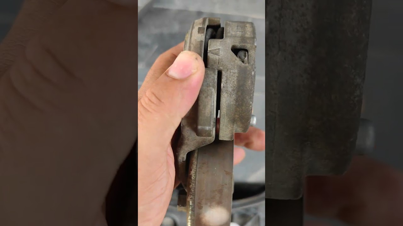 Barulho no motor do Renault fluence 2.0,ao ligar o ar condicionado o barulho aumenta? resolvido..