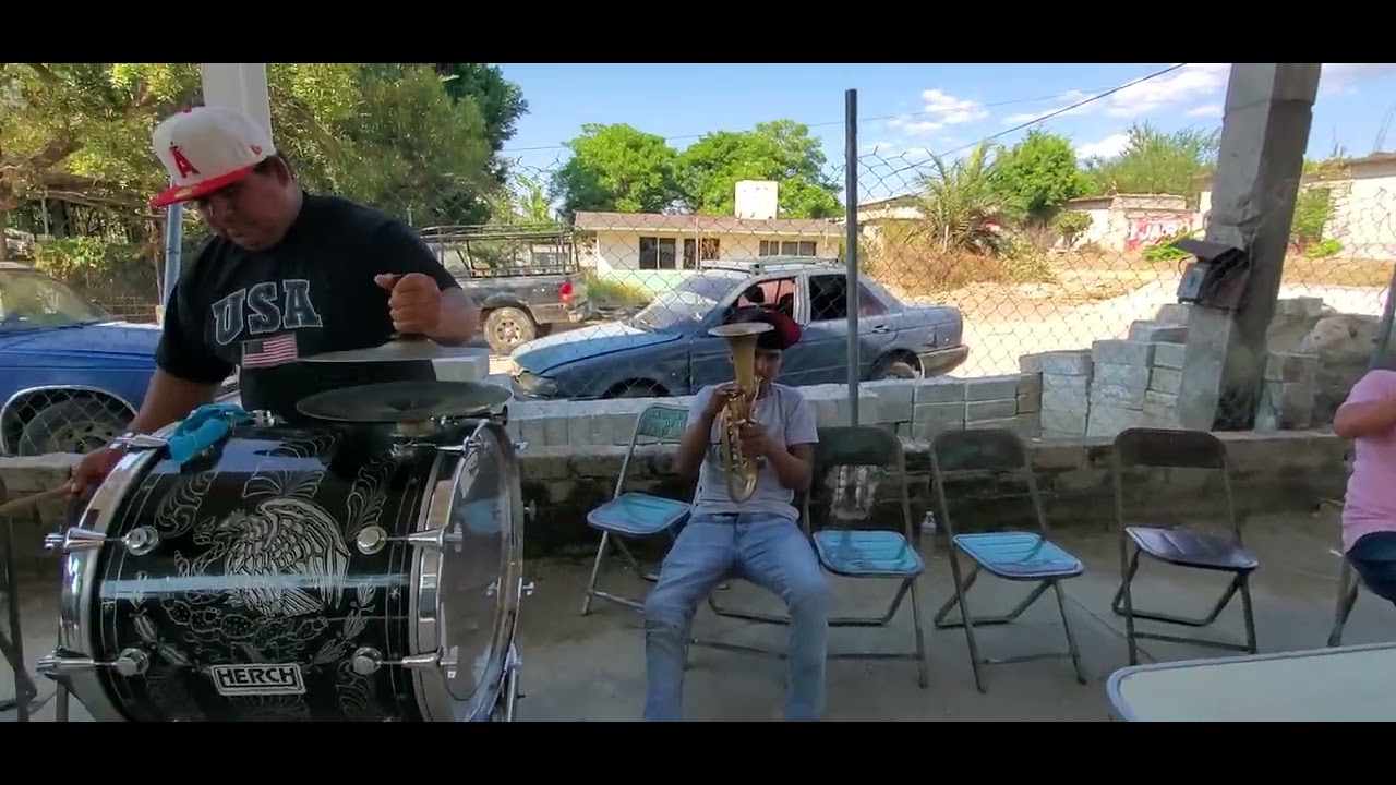 Ayaaaaaaayyyy ..Chiquitita nomas pa que no andes diciendo....Te boy a escribir un papel. 