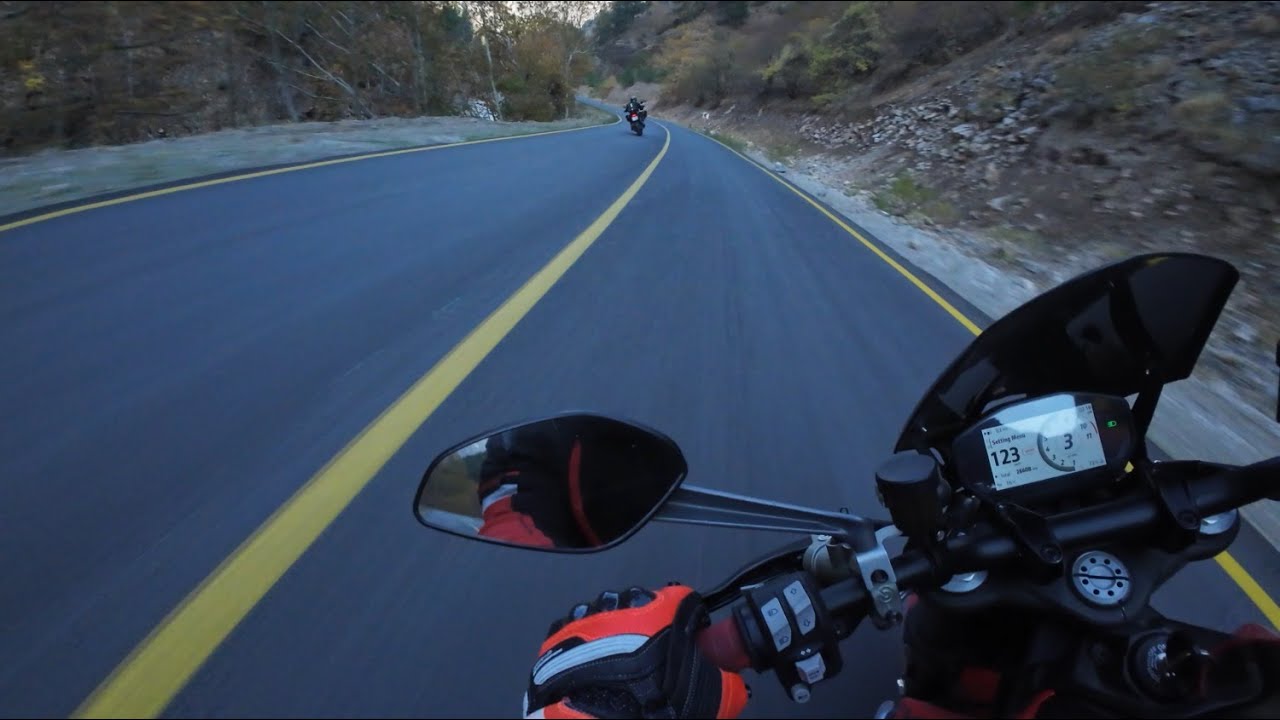 Kayseri Kapuzbaşı Şelaleleri Virajları - Grup Sürüşü (Ducati Monster 937 - Dji Osmo Action 4)