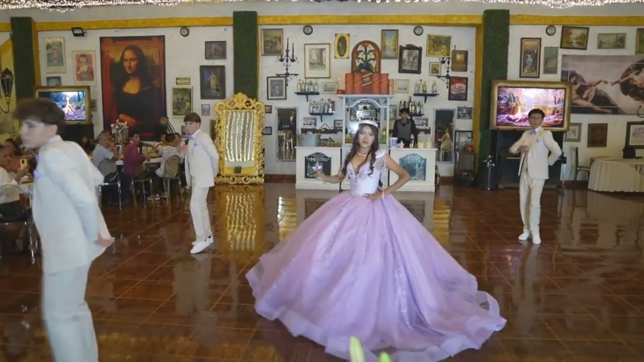 LOVE ME LIKE YOU DO- XV AÑOS (BRINDIS) VALS XV AÑOS