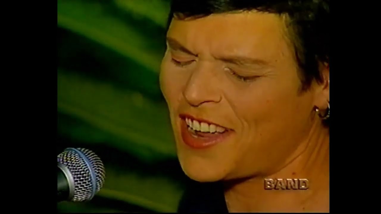 Cássia Eller Ao Vivo: 1º de Julho (Renato Russo) | 1995