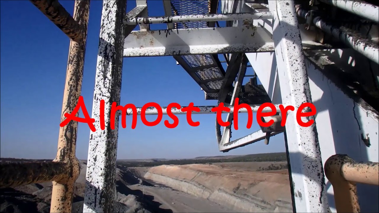 9020 Dragline Boom Walk