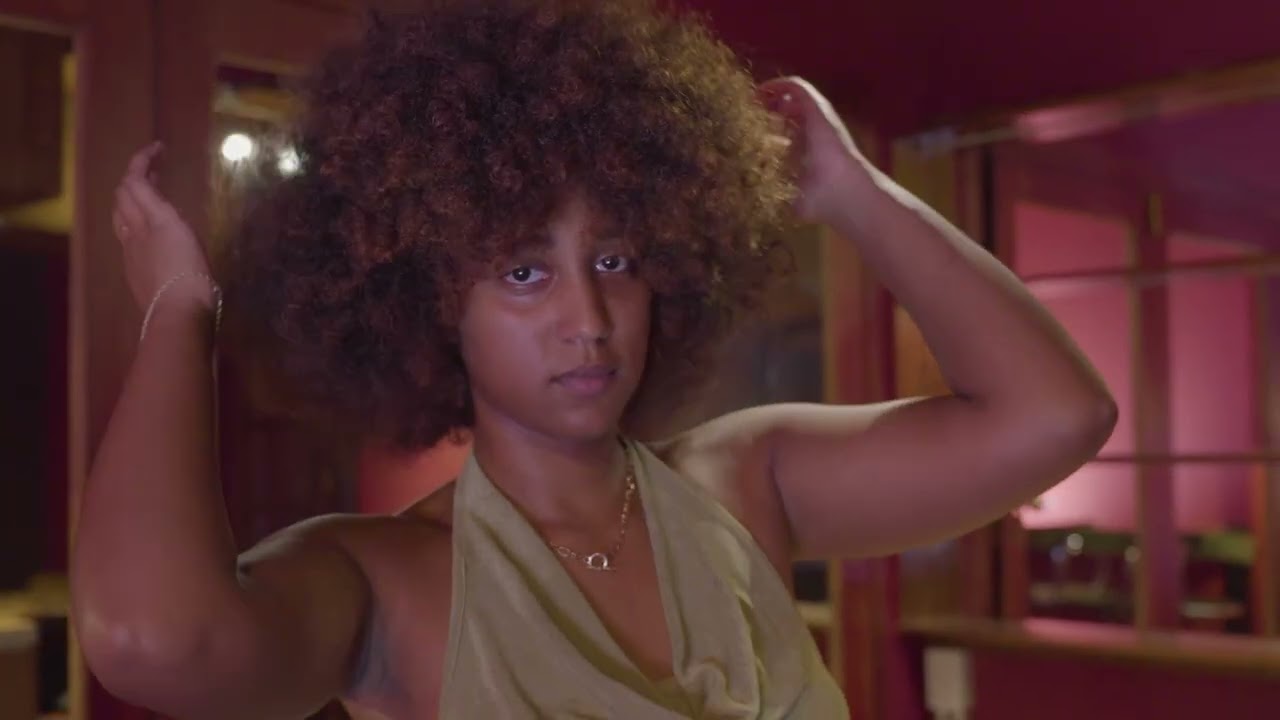 Ceemanní - Roll Down ( Confession ) [Official Music Video]  