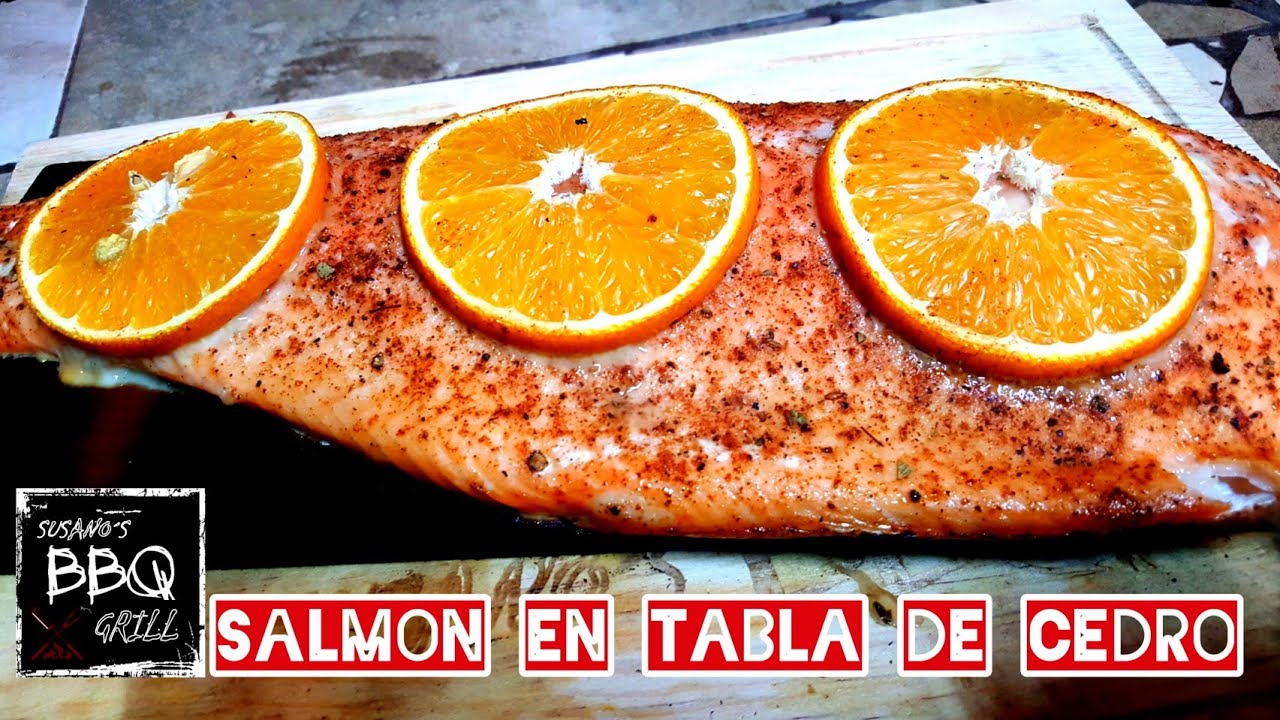 #salmon #fish #grilling
Salmon en Tabla de Cedro Mama#@n