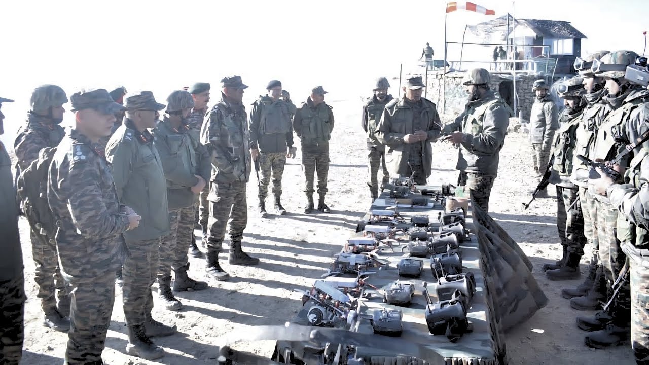 Army Commander meets Ashni Platoon at LOC