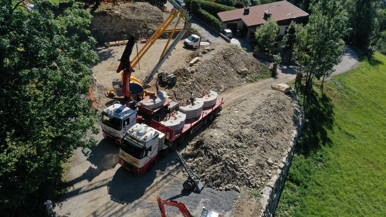 Mise en place d'une grue - S.E Levage - Mercedes Actros 3355 avec grue + Volvo FH16 660
