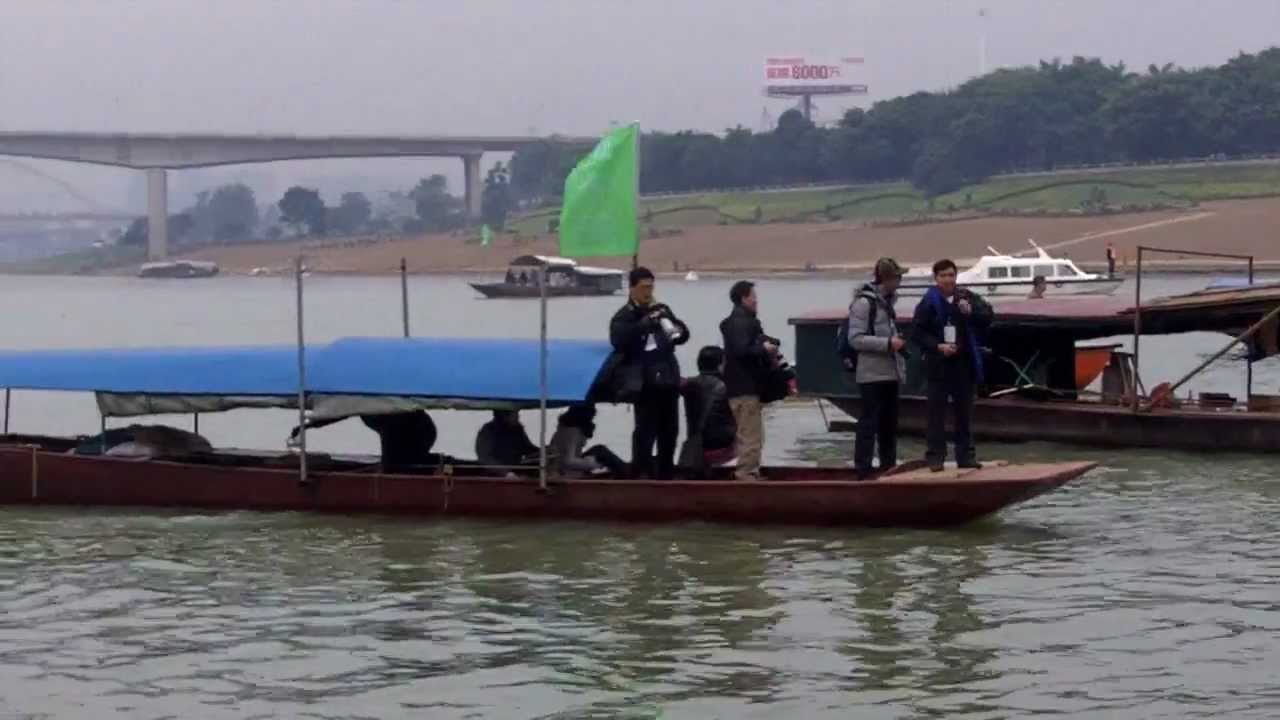 New Years Day Swim in the COLD Yongjiang River,  Nanning, China