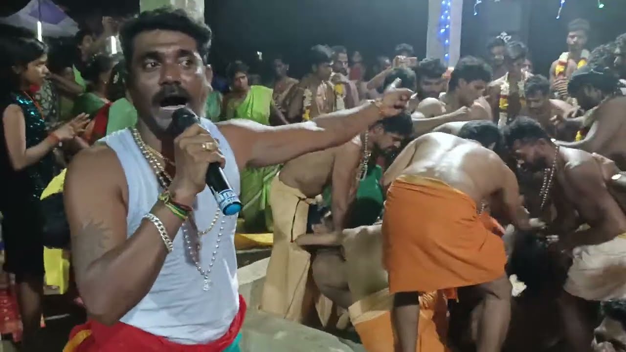 ஐயப்ப பூஜையில் திடீரென வந்த கருப்பசாமி பக்தர் மீது இறங்கி ஆடுவதை பாருங்க.. பம்பைசெந்தில்பூசாரி