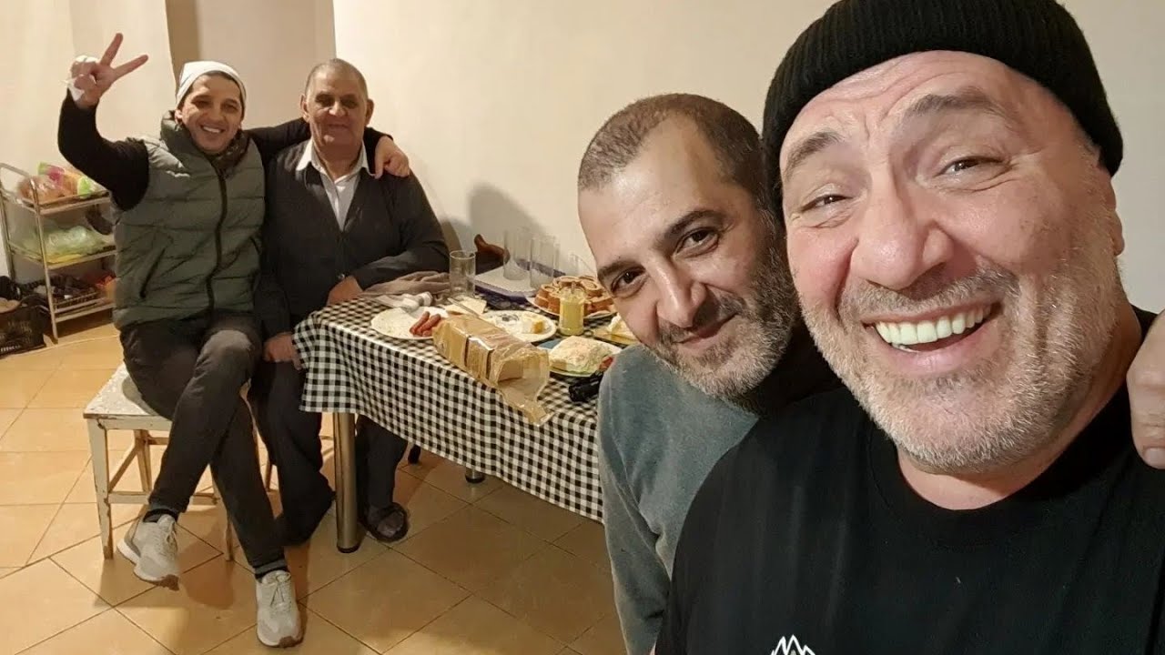 PETRECERE CU FAST REGESC LA ZIUA UNCHIULUI BOC👑 GRASU SI AURICA BUCATARI🎂🥂
