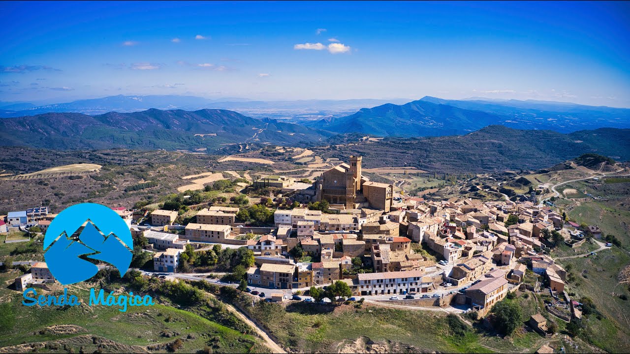 Visita a la iglesia fortaleza de Santa María de Ujué. Navarra.