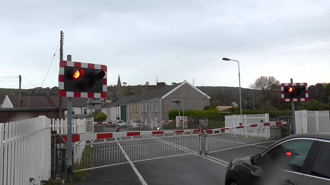 Pembrey & Burry Port Level Crossing