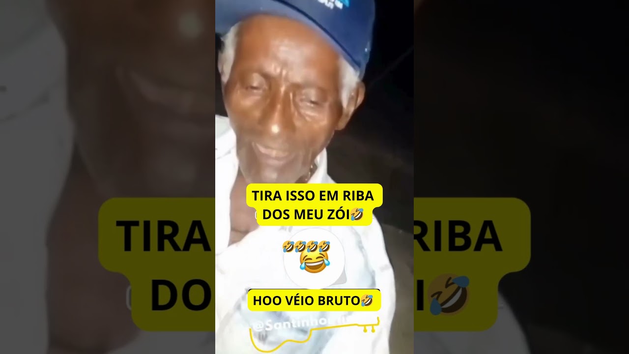SEU SANTINHO PEGOU AR COM O CELULAR EM RIBA DELE🤣  #humor