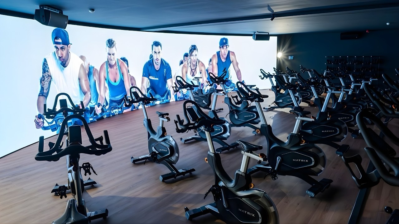 Creative tech to transform spaces │Art & Concept │Digital Lighting │LED Screens │Immersive spaces