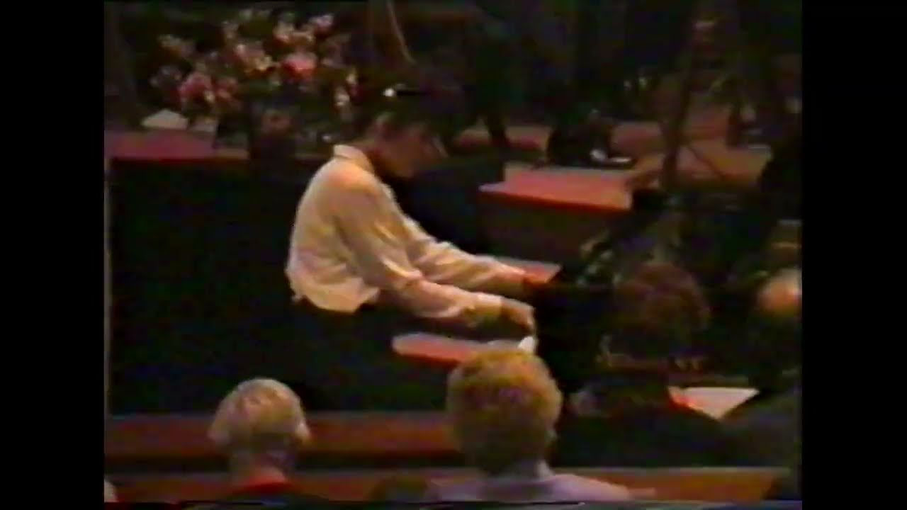 W.A.Mozart  Konzert  KV 466  Olga Malkina & Nieuwegeins Symfonieorkest (archief opname)
