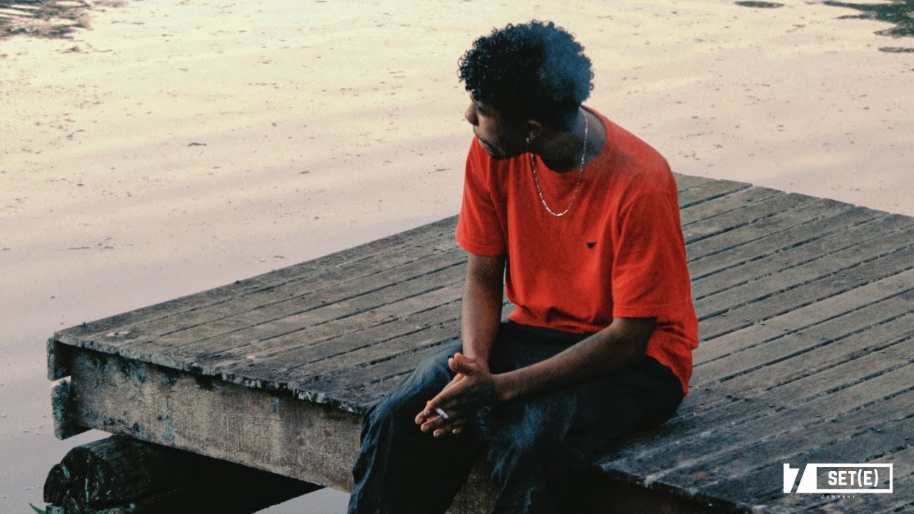 AJ - Pele Marrom (Oficial Video)