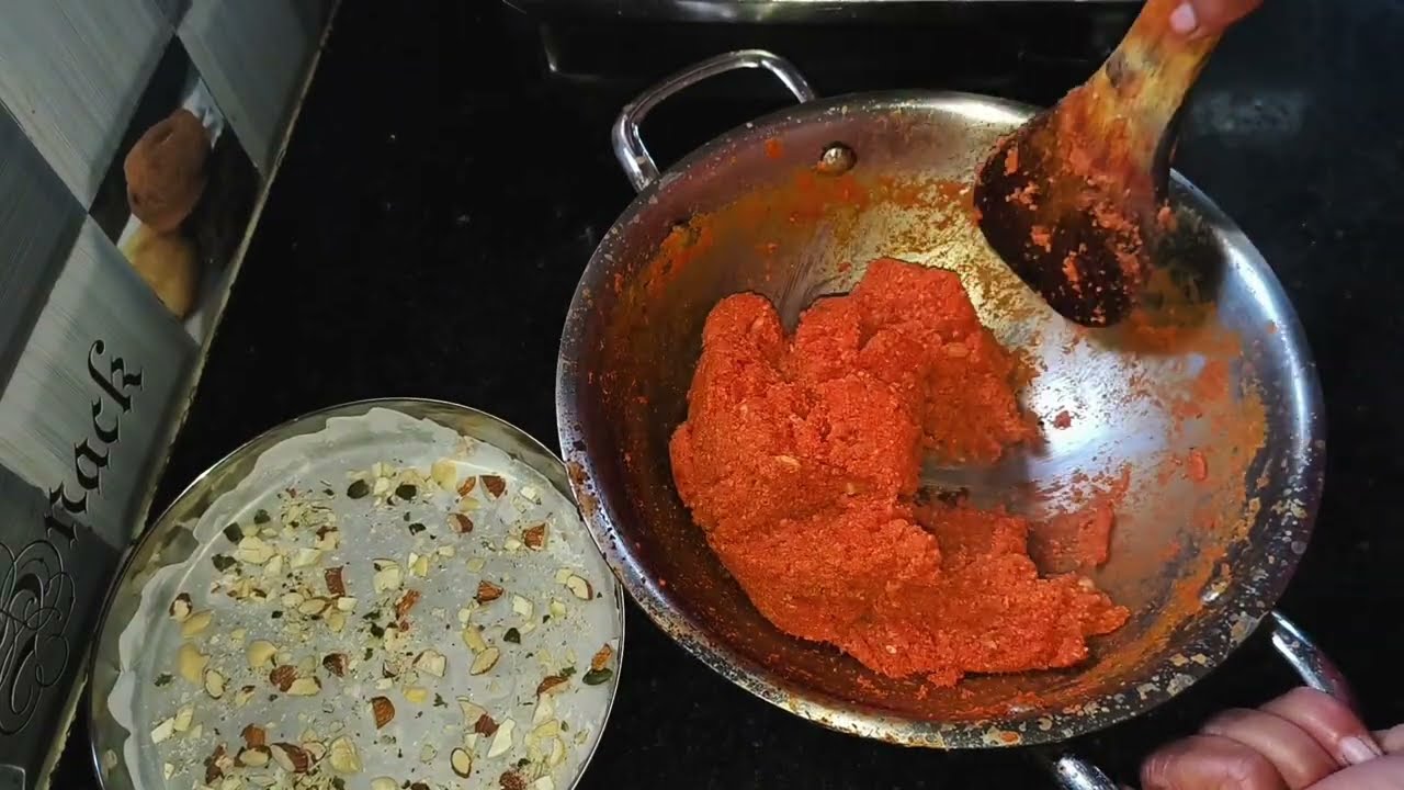 गाजर की मिठाई 🔥💯 || carrot recipe || गाजर की मिठाई इस तरह से बनाओगे सब पूछेंगे रेसिपी #Gadhwalirasoi