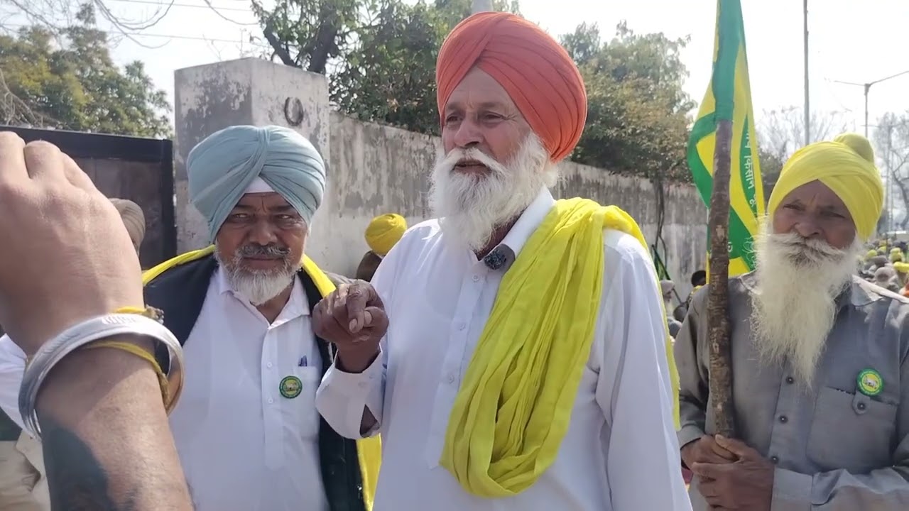 ਸੰਜੁਗਤ ਮੋਰਚੇ ਨੇ ਲਾਇਆ ਧਰਨਾ ਬੀ ਜੇ ਪੀ ਦੇ ਆਗੂਆਂ ਦੇ  ਘਰ ਅਗੇ 