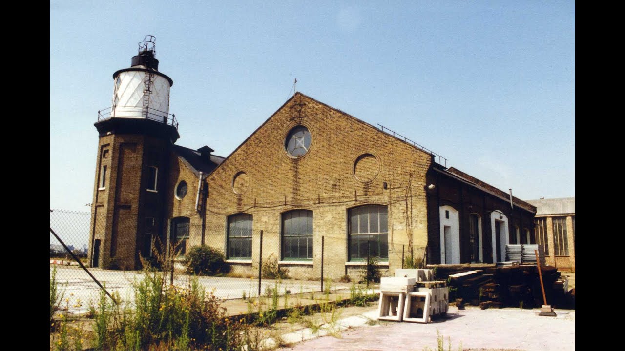 Lighthouse Extras 4,  Blackwall Depot, Trinity House, St Anns & Lizard fog horns. mid to late 1990's