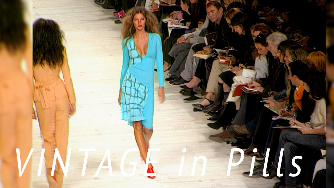Vintage in Pills VERSUS Fall 2000 New York - Fashion Channel