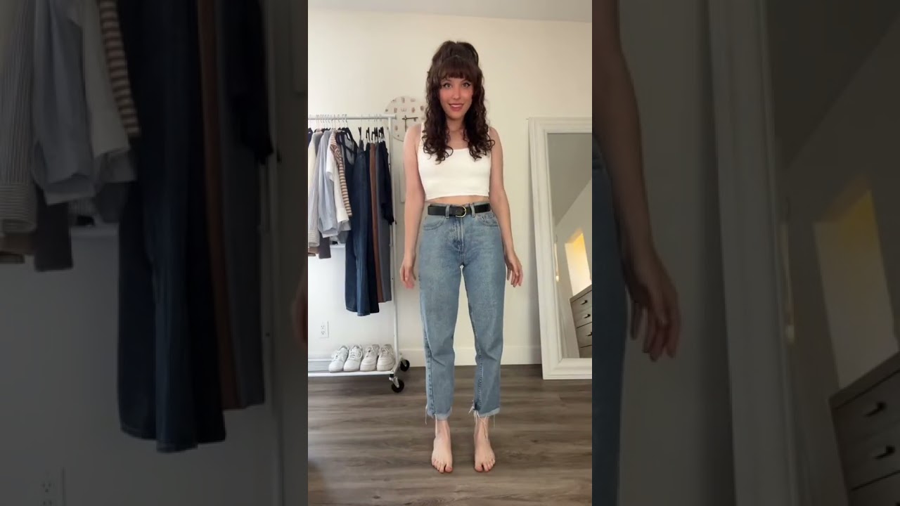 Simple chic outfit idea for spring! #shorts