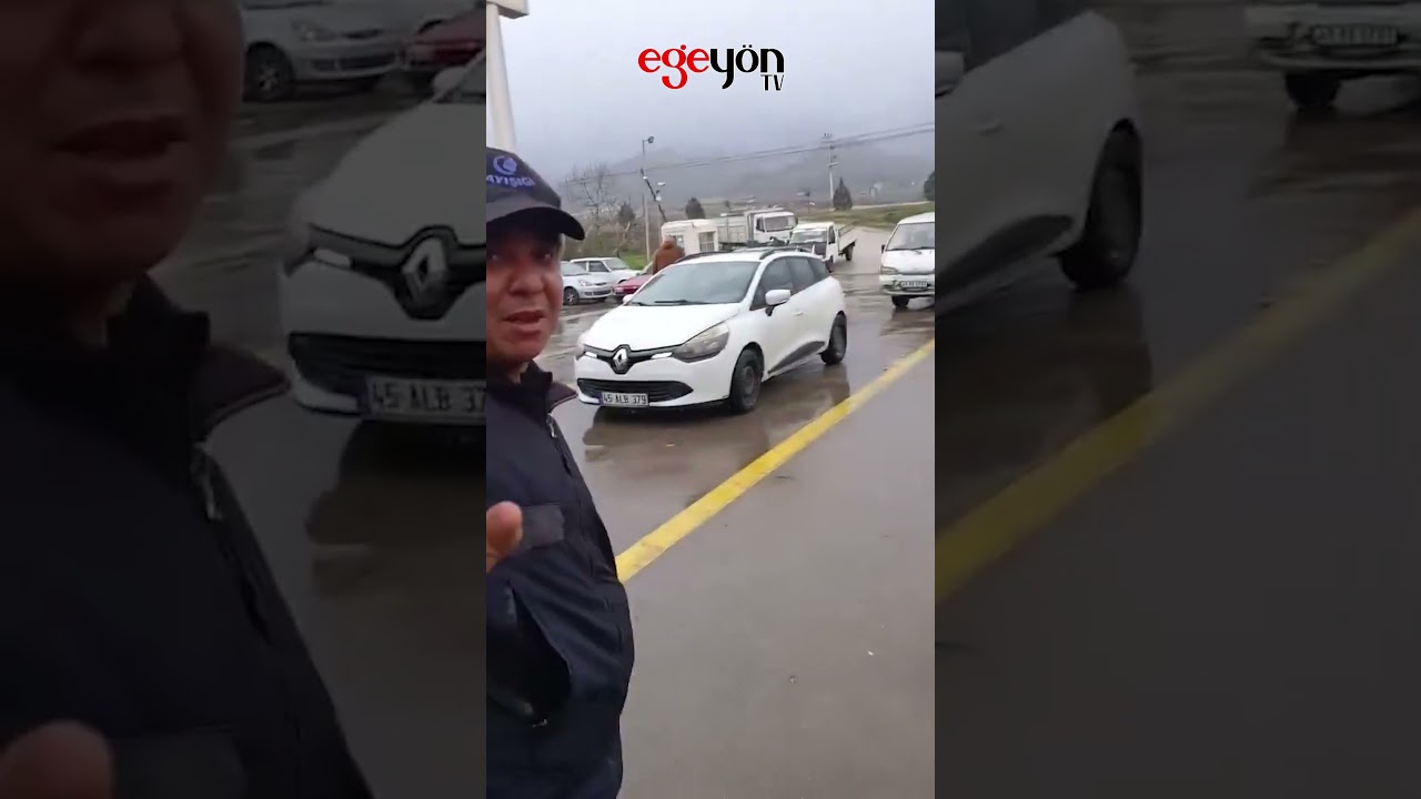 T&Uuml;VT&Uuml;RK'&Uuml;N YAĞMUR ALTINDA BEKLETMESİNE VATANDAŞ TEPKİ G&Ouml;STERDİ