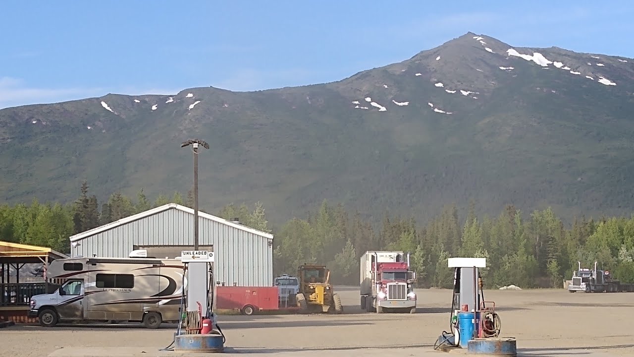 Coldfoot Camp.