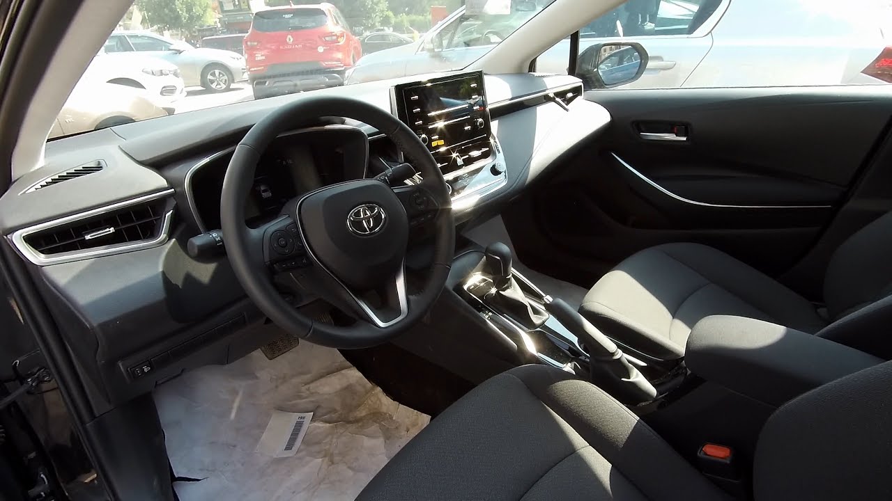 استعراض مواصفات تويوتا كورولا 2021 الفئة الثالثة Toyota Corolla