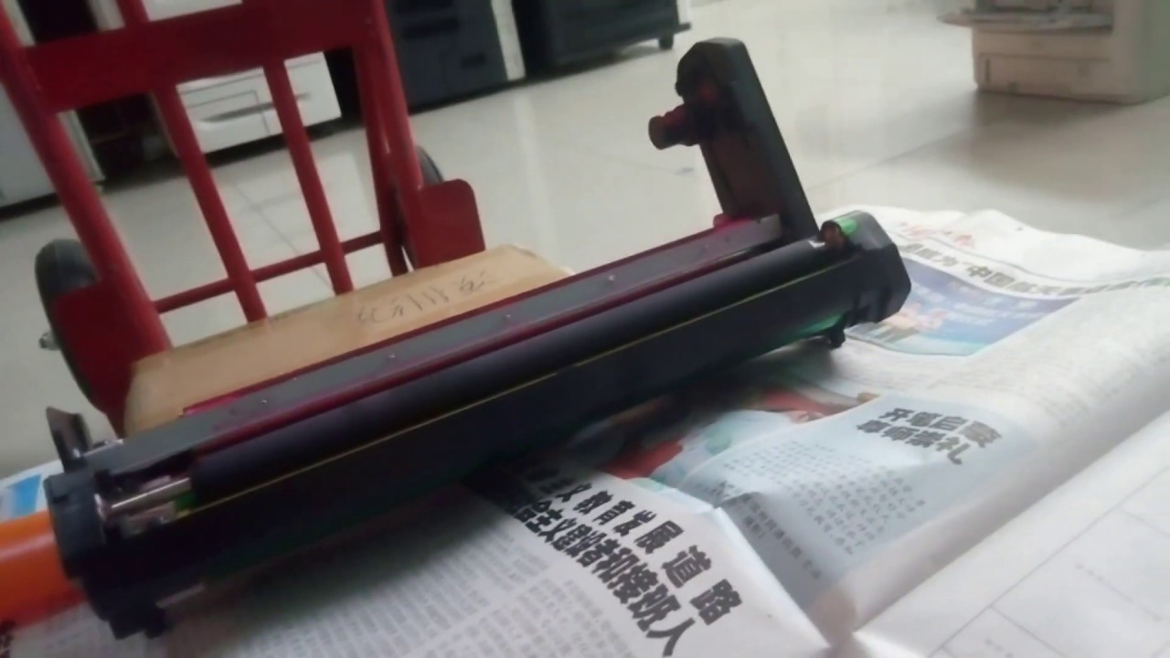 OKI C711红色变浅维修硒鼓组件使其颜色正常Instructions for cleaning drum assembly to fix the print on the wrong color