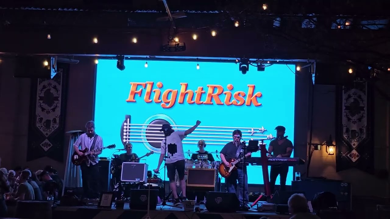 Flight Risk Schulz Bräu I Want You to Want Me