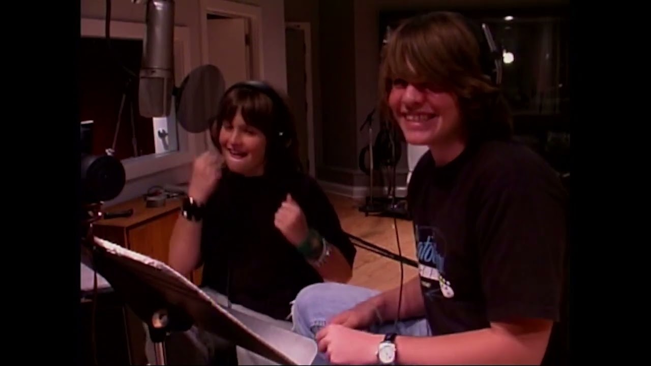 A Young Willie and Sam Griswold Sing 