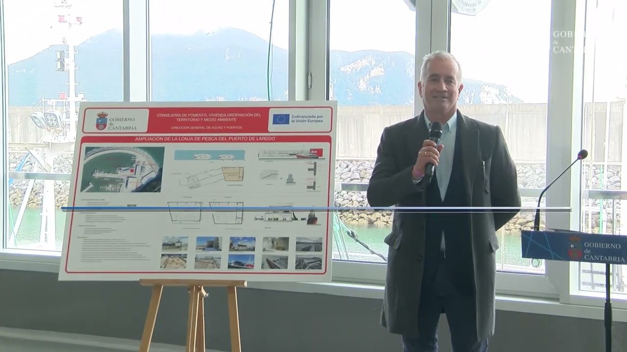 Buruaga inaugura la ampliación de la lonja de Laredo