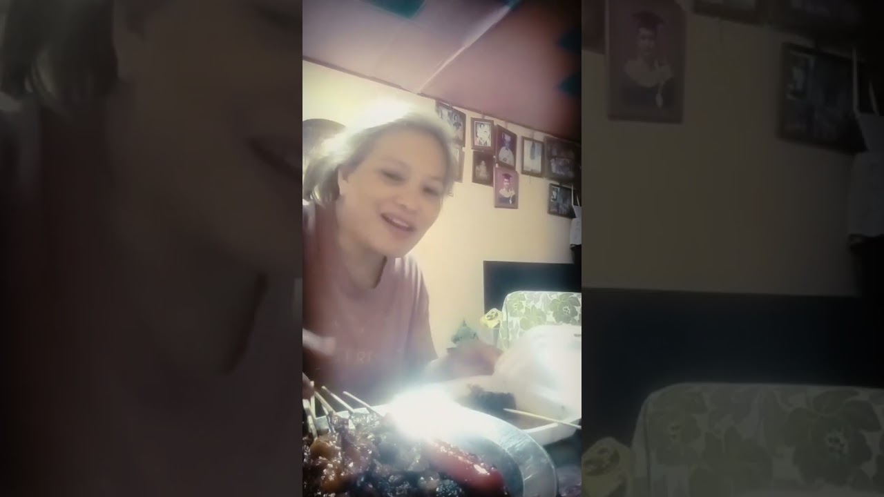 Nagutom nga Ang lola Gabi na lumabas para mghnap ng pagkain