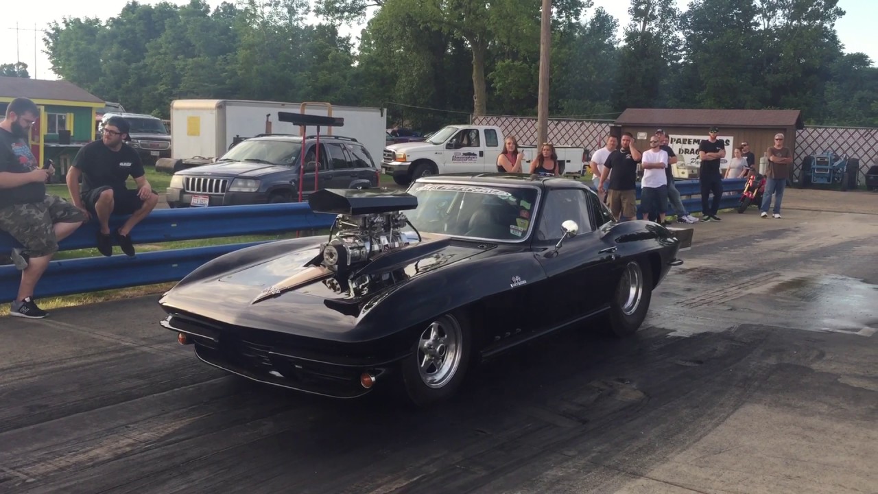 Big Tire Blown Pro Street Corvette Surges up to the Line to take the Win at Cash Days.